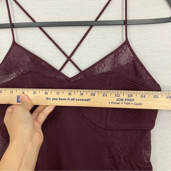 Talula Burgundy Lace Textured Side Zip Spagetti Strap Top size Small - Picture 7 of 12